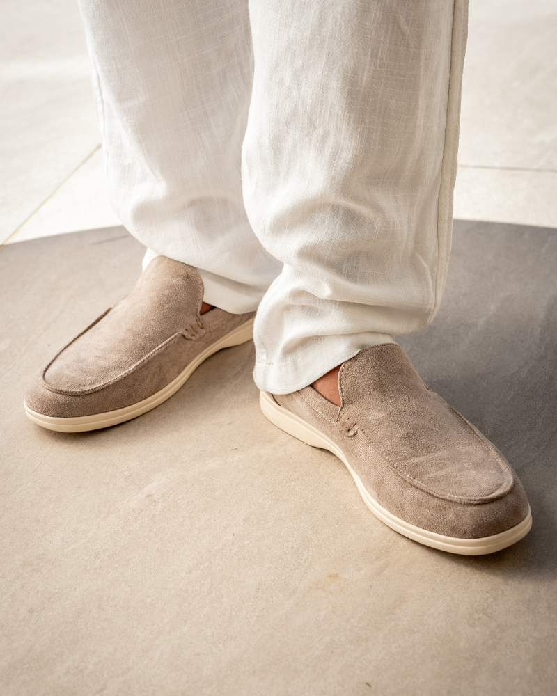 Παλιά χρήματα suede loafers